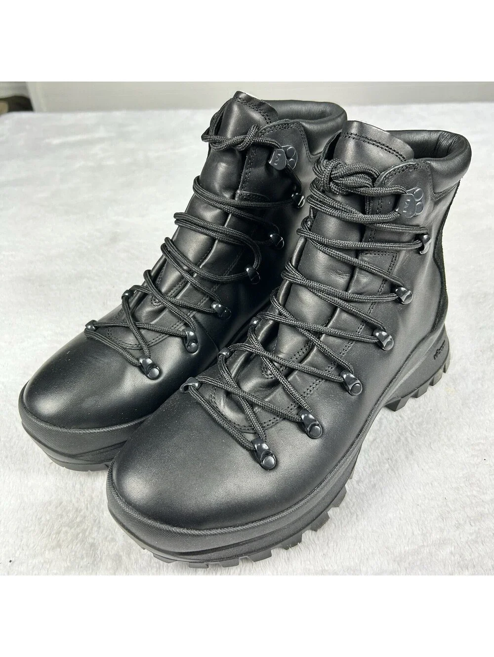 Merrell Bristol Mid Leather Hiking Boots Women’s Size 11 Black Leather New